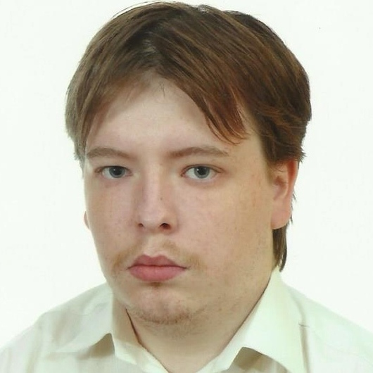 Ambasador Patryk Karolczak