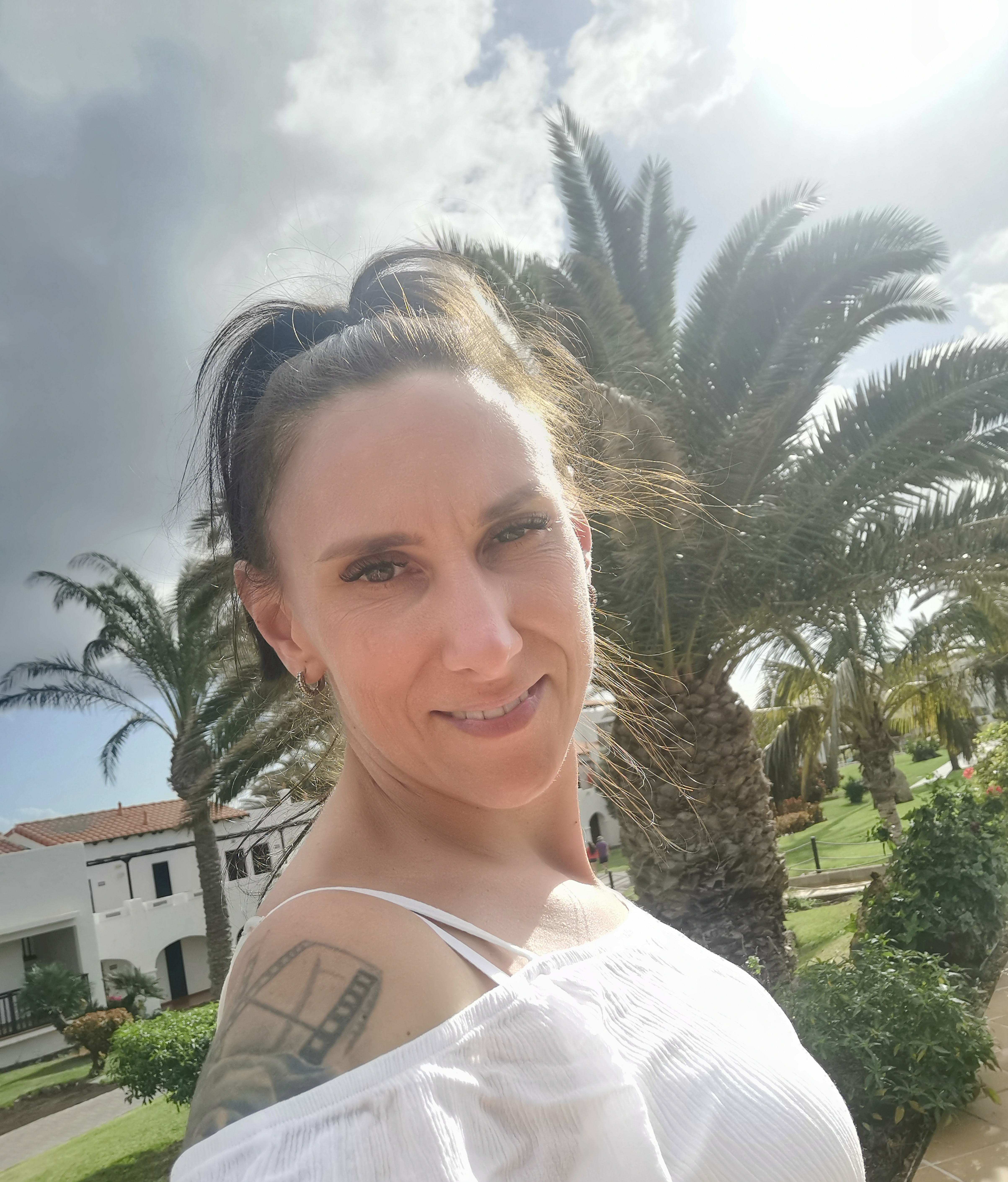 Ambasador Iwona Rogulska