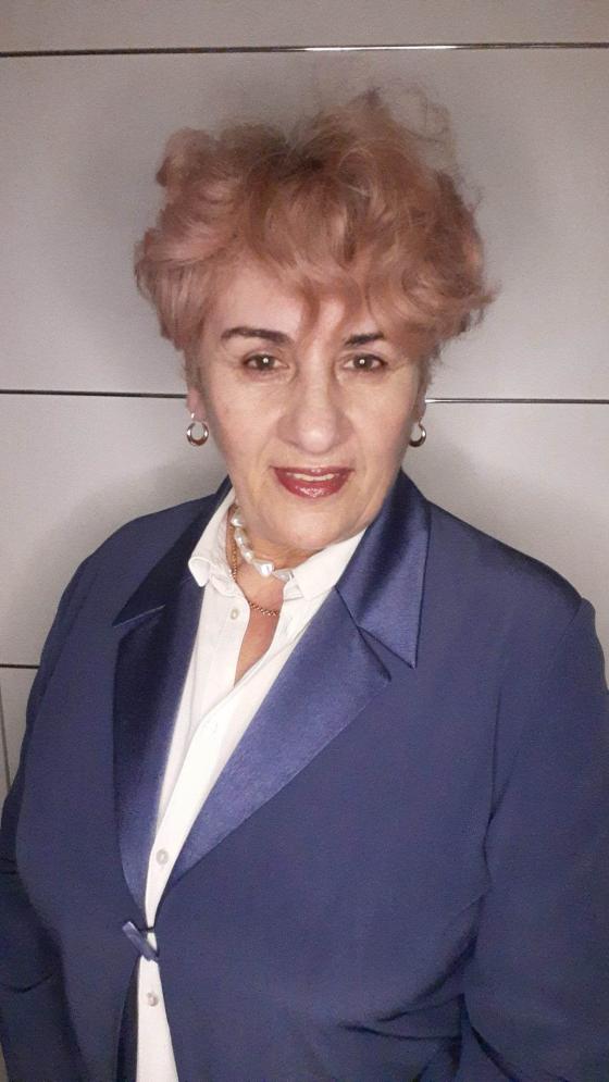 Ambasador Krystyna Olszewska