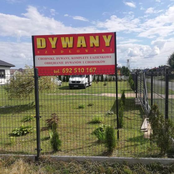 Ambasador Damian Szydłowski